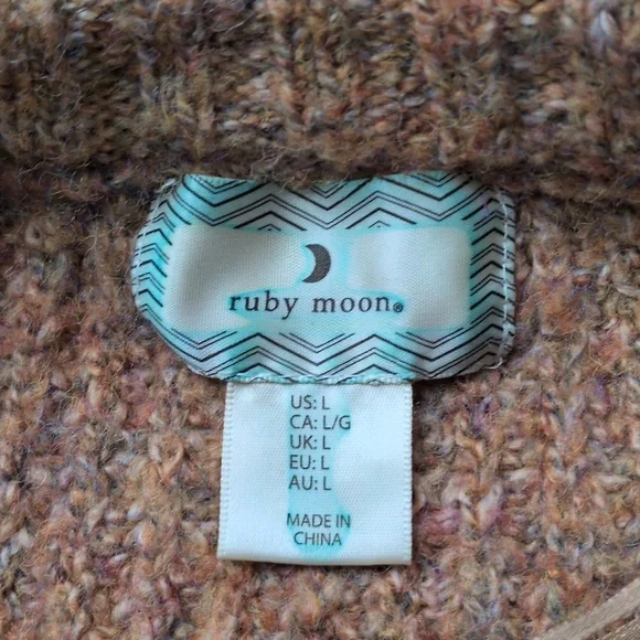 Ruby Moon Sweater🌙 - Picture 3 of 7